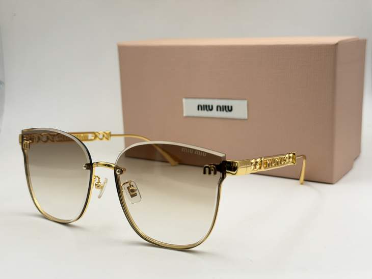 Picture of Miu Miu Sunglasses _SKUfw80879613fw